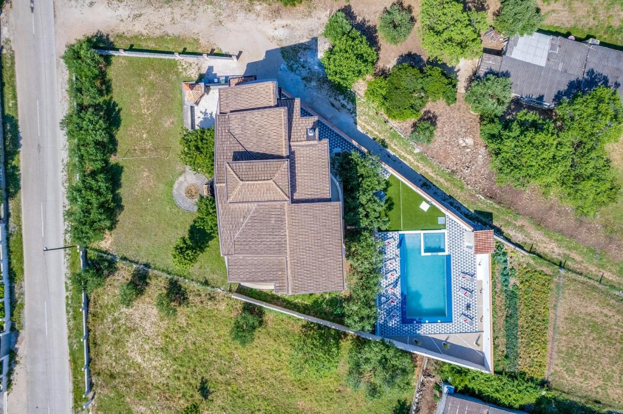 Apartment Miruna S Bazenom Donje Rastane Bagian luar foto