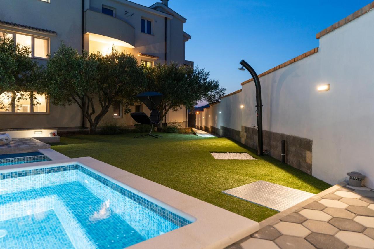 Apartment Miruna S Bazenom Donje Rastane Bagian luar foto