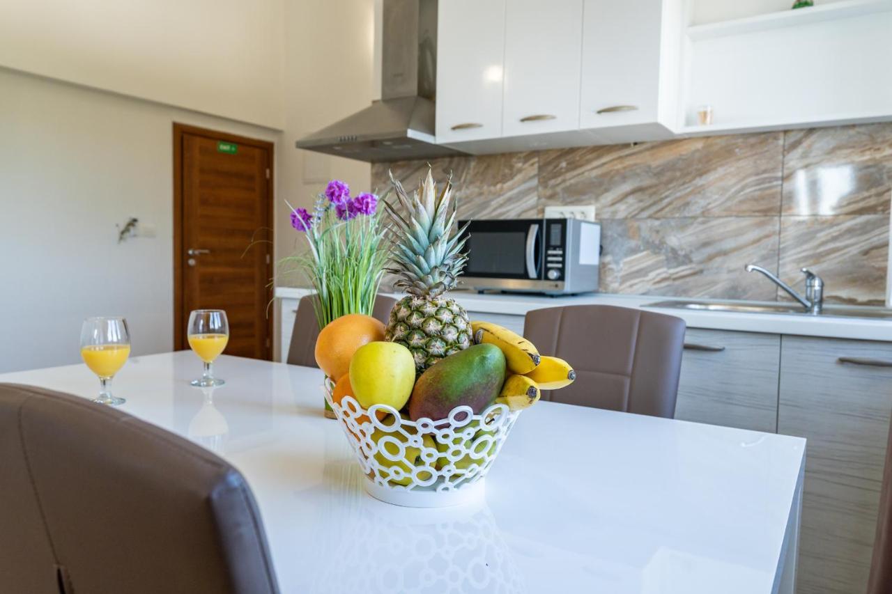 Apartment Miruna S Bazenom Donje Rastane Bagian luar foto