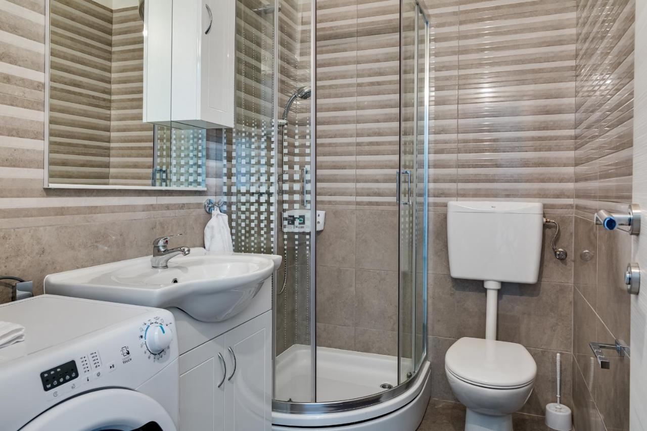 Apartment Miruna S Bazenom Donje Rastane Bagian luar foto